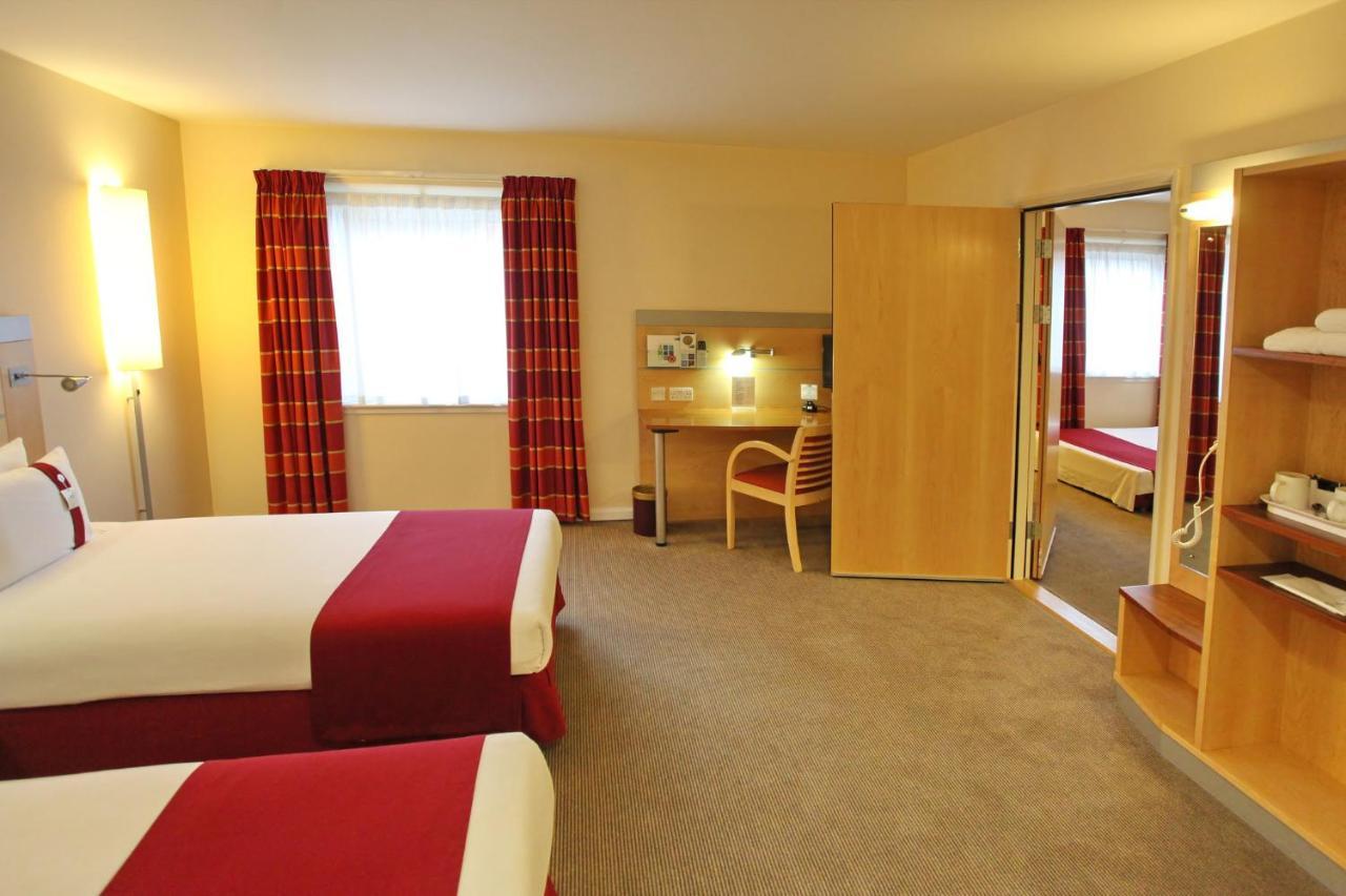 Holiday Inn Express Birmingham Redditch By Ihg Extérieur photo