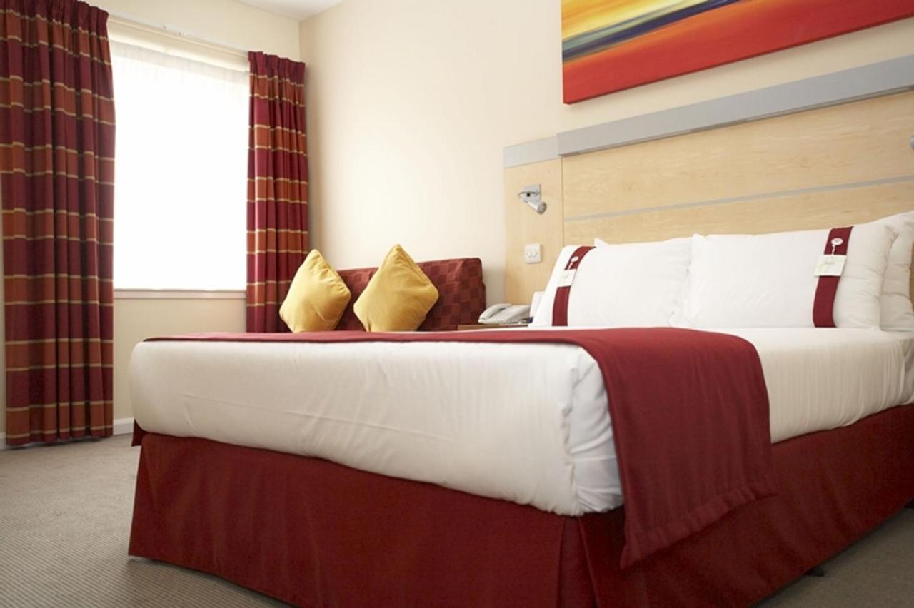 Holiday Inn Express Birmingham Redditch By Ihg Extérieur photo